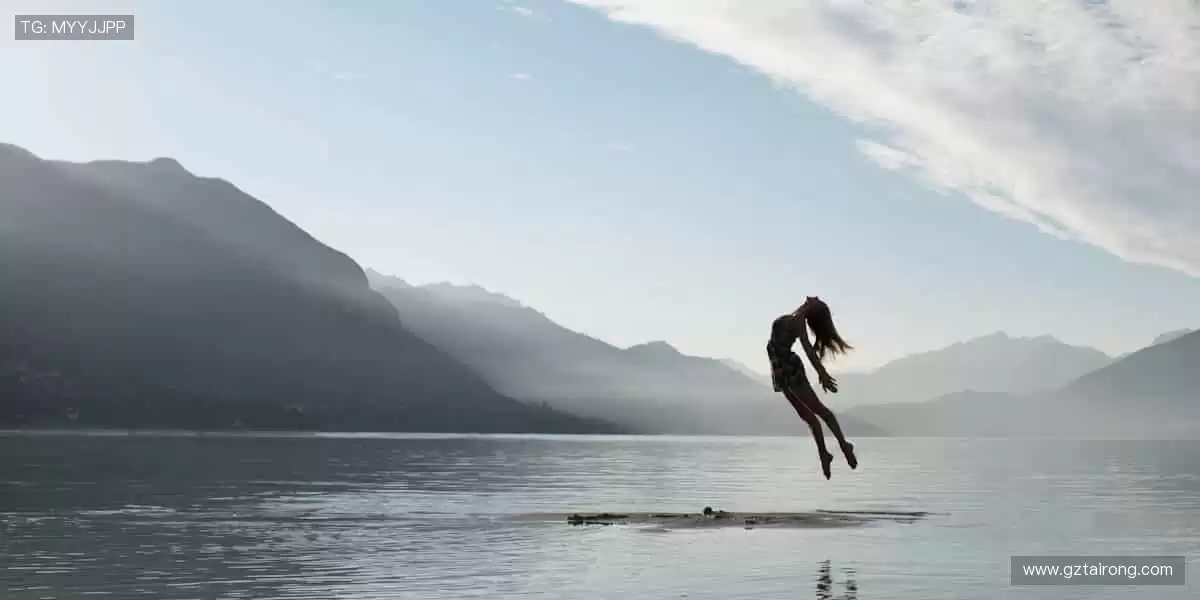 🔥 热血赛事，激情碰撞，官网直击现场心跳！